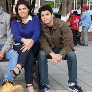 Meet your Posher, Adrian